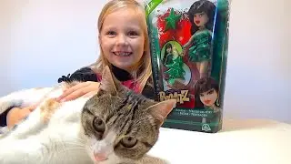 #КАКВСЕНАЧИНАЛОСЬ НИКОЛЬ ИГРАЕТ С КУКЛОЙ БРАТЦ И КОШКОЙ !