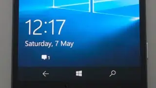 Using Windows 10 Mobile like it's 2016!