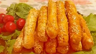 Слоёные палочки с ветчиной. Дети их обожают.