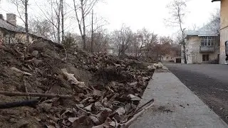 Благоустройство двора в Ангарске бросили на полпути