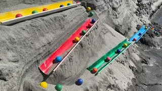 Marble run sand wall ☆ 3-stage gutter rail course & large wooden colorful ball (sea version)