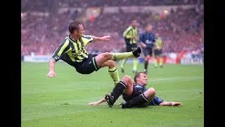 Paul Dickov watches back 1999 Play-Off Final