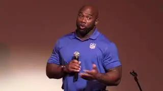 LeCharles Bentley speaks at the NFL ‘Play Football’ Town Hall.