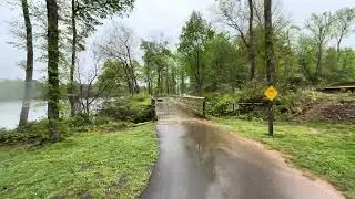 Virtual Run: rainy neighborhood trails
