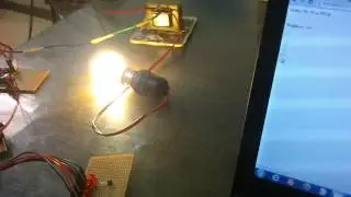Raspberry Pi, Jquery Slider, Stable AC Lamp Dimmer