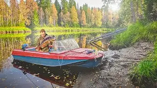 ВНЕЗАПНЫЙ ЖОР ОКУНЯ ЗАСТАВИЛ ОБАЛДЕТЬ РЫБАКА. РЫБАЛКА НА ОКУНЯ С ЛОДКИ. РЫБАЛКА НА ТАЁЖНОЙ РЕКЕ