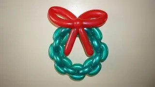 Christmas wreath of balloons