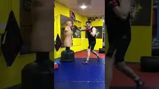 Комбинация от легенды Кикбоксинга. Лучшее в Инсте: oreh.mma