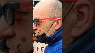 очки за миллион баксов.