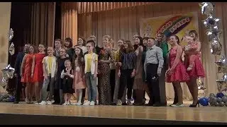 Папа мама я - поющая семья 2019 [живой звук !]
