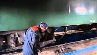 Смена рессоры на электровозе ВЛ10 в условиях ПТОЛ
