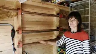 Как удобно хранить садовые инструменты. Покажу свой хозблок.