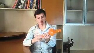 Самолет из воздушного шарика.