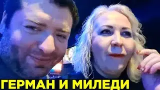 Герман Ягодка подкатил к милфам в ночном клубе