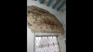 How to Repair Lime Wall in Old Building