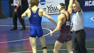 COLLEGE WRESTLER