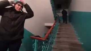 Андрюха и Толян приехали к Жмуру,Жмур не открыл двери