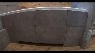 Экран под ванну из плитки.