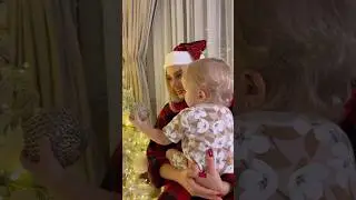 САМАЯ КРАСИВАЯ ЕЛКА В МИРЕ!🎄😍 Аврора в восторге! А как вам? 