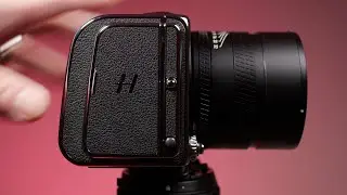 Hasselblads 100MP Mini Modular Medium Format Marvel! 907X + CFV 100C Hands-on