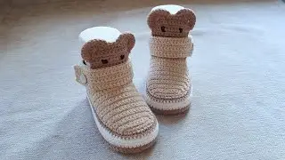 Author's booties teddy bears crocheted / Double sole 11 cm