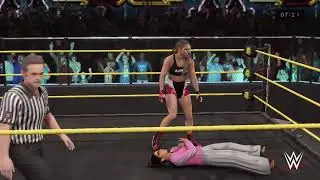 Ronda Rousey vs Stella