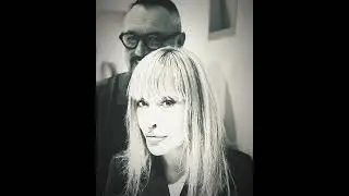 👑Она прошла как королева👑Прошла, как каравелла по зеленым волнам👑Прохладным ливнем после жаркого дня
