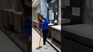 Dice el jefe que cuando termines de barrer 🧹 quiere hablar contigo … #Plomero #Plumber #viral #fy