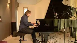 Marko Stajnko - Mojčina pesem (HQ Piano cover)