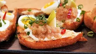 Закуски на праздничный стол. Простая и вкусная из икры селедки.