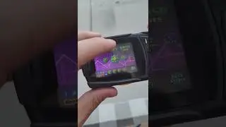can I play Geometry Dash on a dumbphone? 