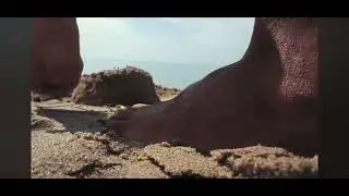 Giantess Roma beach