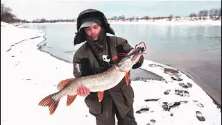 МОСКВА-РЕКА. РАЗВЕДКА НОВЫХ МЕСТ. Зимний спиннинг на Москва-реке 2021.