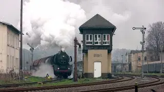 50 3610 mit einem Güterzug im Nossen im Frühjahr 2010