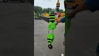 8 ton Futian Aurora Green Crane, 150 horsepower, 8 high and low speeds, 30m。 arm length #automobile