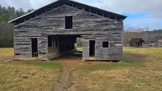 Smokie Mountain Site Seeing Old Cabins and Wild Life