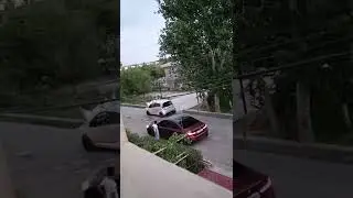 красный BMW урганч