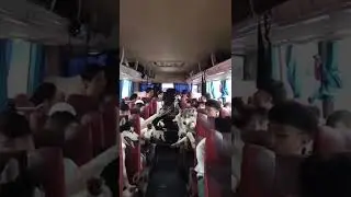 Huskies bus
