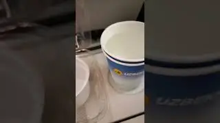Чем кормят на Узбекских авиалиниях в полете.