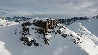 Наглая галка на вершине горы🏔️