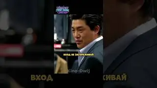 Наглый мужик толкнул слепого мальчика, но брат заступился за него 🥺 