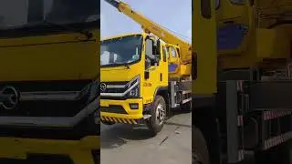The 12-ton Kaima truck crane has a 1-ton full-out jib crane, look at the distance!