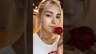 Клубника или земляника? Eva Elfie