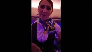 Мен казакстанда казакша кызмет алгым келет Пассажира оштрафовали за отказ убрать столик в самолете