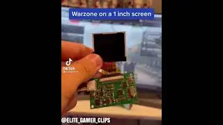 He playing warzone on a 1 inch screen! 🎮😂😂 byreaganlevi