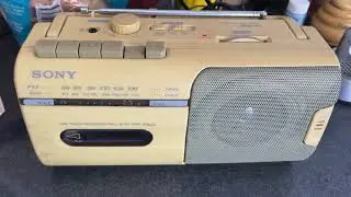 Sony Vintage tape deck CFM10 Cassette Radio Boombox