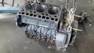 Блок японского двигателя KUBOTA после ремонта.
