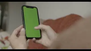 4K Green Screen | Phone | Hands | Woman | Free Stock Video Footage [ No Copyright ]