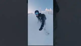 My two favourite types of shred, combined! #snowboarding #powday #powderday #burtonsnowboards