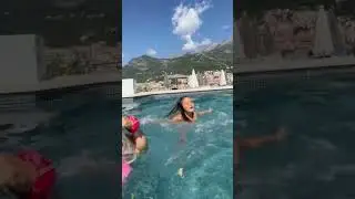 Отдых в отеле Славия в Черногории!
Relaxing at Hotel Slavia in Montenegro!